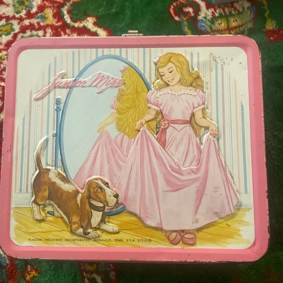 Vintage Junior Miss- metal lunch box- as is - Picture 1 of 11